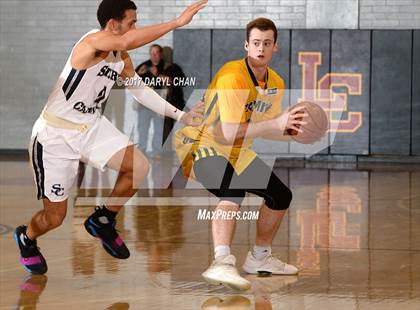 Thumbnail 2 in Sierra Canyon vs. Damien (La Canada Holiday Tournament) photogallery.