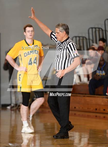 Thumbnail 1 in Sierra Canyon vs. Damien (La Canada Holiday Tournament) photogallery.