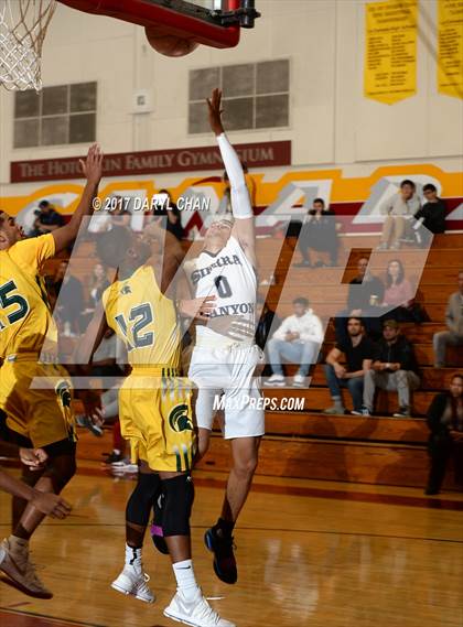 Thumbnail 1 in Sierra Canyon vs. Damien (La Canada Holiday Tournament) photogallery.