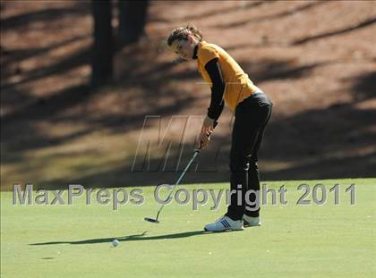 Thumbnail 2 in NCHSAA 4A Championships (Day 2) photogallery.