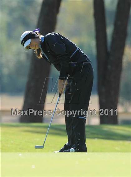Thumbnail 1 in NCHSAA 4A Championships (Day 2) photogallery.