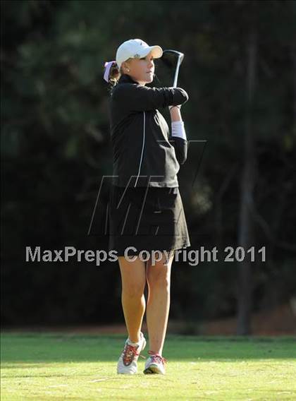 Thumbnail 1 in NCHSAA 4A Championships (Day 2) photogallery.