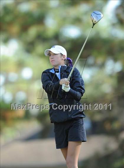 Thumbnail 1 in NCHSAA 4A Championships (Day 2) photogallery.