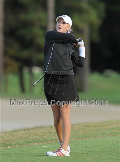 Thumbnail 3 in NCHSAA 4A Championships (Day 2) photogallery.