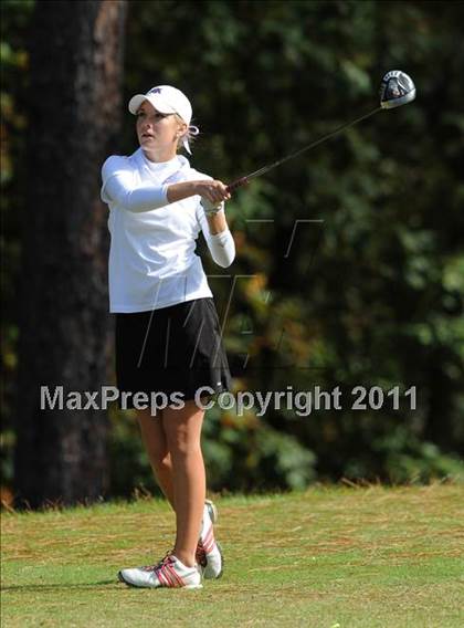 Thumbnail 1 in NCHSAA 4A Championships (Day 2) photogallery.