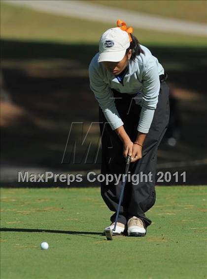 Thumbnail 2 in NCHSAA 4A Championships (Day 2) photogallery.