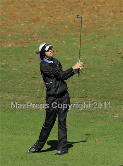 Thumbnail 2 in NCHSAA 4A Championships (Day 2) photogallery.