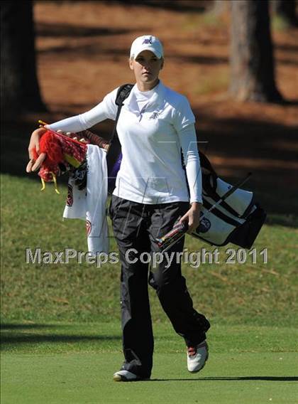 Thumbnail 1 in NCHSAA 4A Championships (Day 2) photogallery.