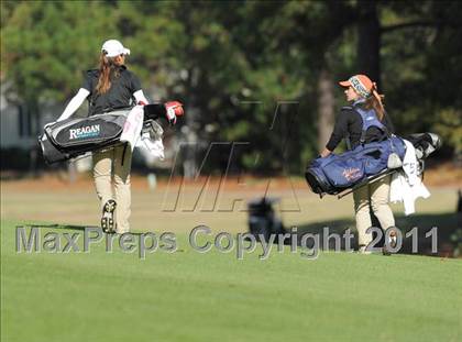 Thumbnail 2 in NCHSAA 4A Championships (Day 2) photogallery.