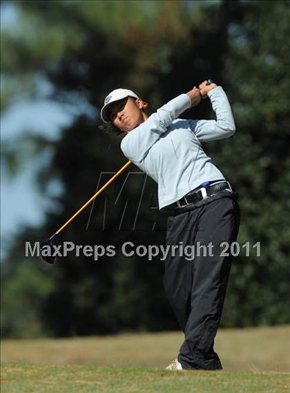 Thumbnail 2 in NCHSAA 4A Championships (Day 2) photogallery.