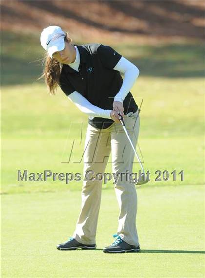 Thumbnail 2 in NCHSAA 4A Championships (Day 2) photogallery.