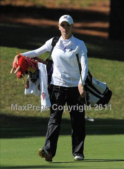 Thumbnail 1 in NCHSAA 4A Championships (Day 2) photogallery.