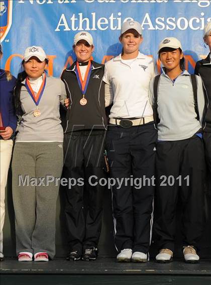 Thumbnail 1 in NCHSAA 4A Championships (Day 2) photogallery.