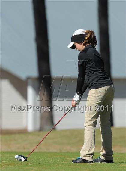 Thumbnail 1 in NCHSAA 4A Championships (Day 2) photogallery.