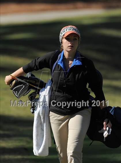 Thumbnail 1 in NCHSAA 4A Championships (Day 2) photogallery.
