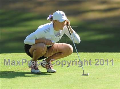 Thumbnail 1 in NCHSAA 4A Championships (Day 2) photogallery.