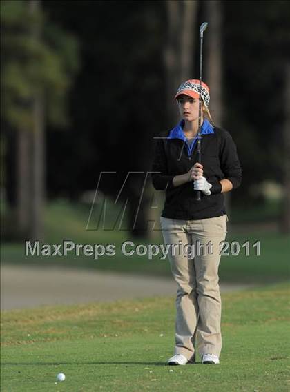 Thumbnail 1 in NCHSAA 4A Championships (Day 2) photogallery.