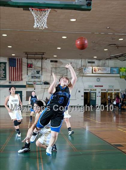 Thumbnail 3 in Palos Verdes Peninsula vs. Dana Hills (Santa Barbara Tournament of Champions) photogallery.