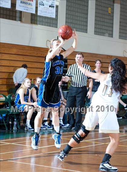 Thumbnail 1 in Palos Verdes Peninsula vs. Dana Hills (Santa Barbara Tournament of Champions) photogallery.