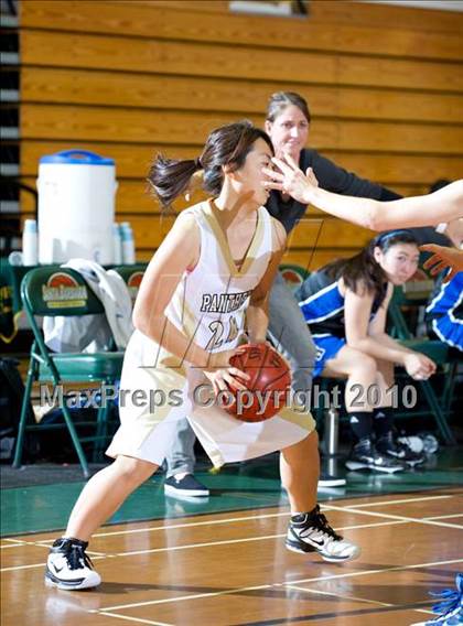 Thumbnail 2 in Palos Verdes Peninsula vs. Dana Hills (Santa Barbara Tournament of Champions) photogallery.
