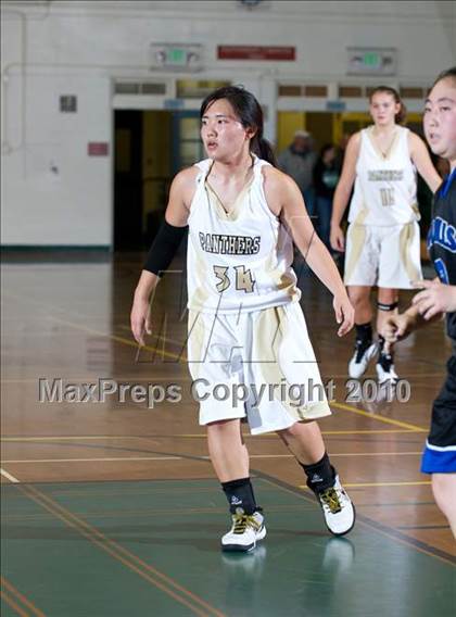 Thumbnail 2 in Palos Verdes Peninsula vs. Dana Hills (Santa Barbara Tournament of Champions) photogallery.
