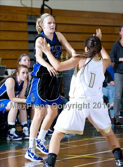 Thumbnail 3 in Palos Verdes Peninsula vs. Dana Hills (Santa Barbara Tournament of Champions) photogallery.