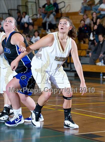 Thumbnail 1 in Palos Verdes Peninsula vs. Dana Hills (Santa Barbara Tournament of Champions) photogallery.