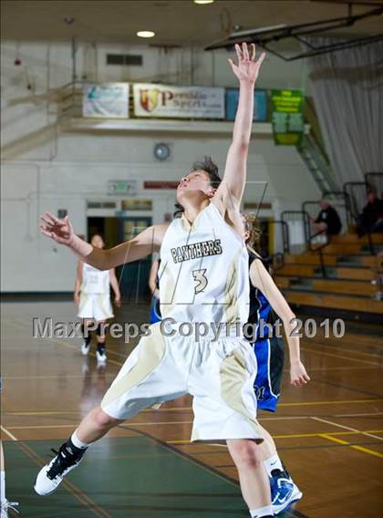 Thumbnail 2 in Palos Verdes Peninsula vs. Dana Hills (Santa Barbara Tournament of Champions) photogallery.
