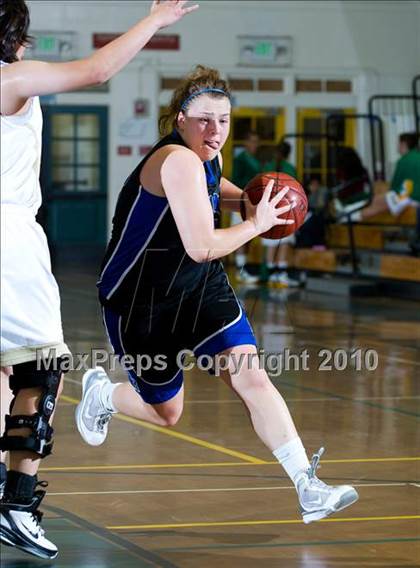 Thumbnail 1 in Palos Verdes Peninsula vs. Dana Hills (Santa Barbara Tournament of Champions) photogallery.