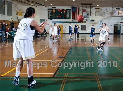 Thumbnail 2 in Palos Verdes Peninsula vs. Dana Hills (Santa Barbara Tournament of Champions) photogallery.