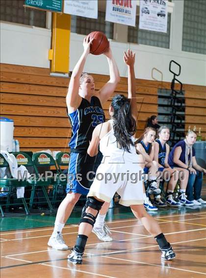 Thumbnail 1 in Palos Verdes Peninsula vs. Dana Hills (Santa Barbara Tournament of Champions) photogallery.
