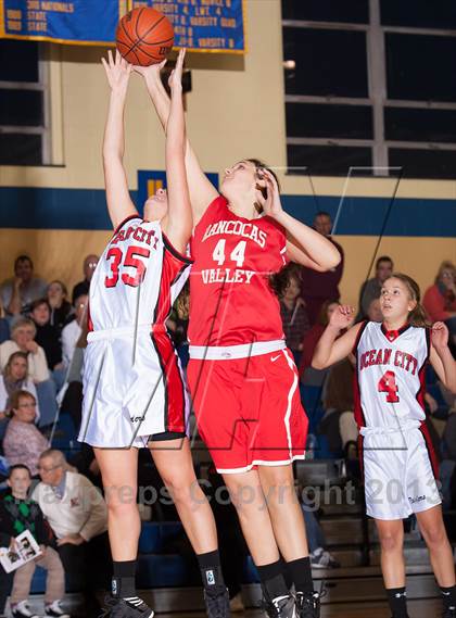 Thumbnail 1 in Ocean City vs. Rancocas Valley (Prime Events Shootout) photogallery.