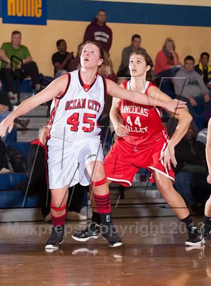 Thumbnail 2 in Ocean City vs. Rancocas Valley (Prime Events Shootout) photogallery.