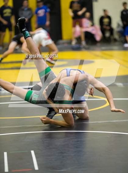 Thumbnail 2 in 24th Sam DeJohn Invitational Tournament photogallery.
