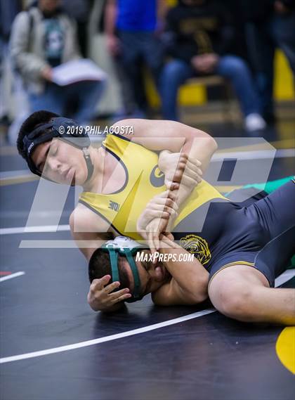 Thumbnail 3 in 24th Sam DeJohn Invitational Tournament photogallery.