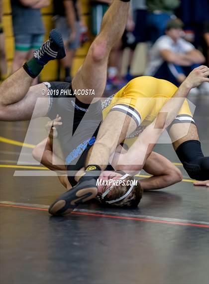 Thumbnail 1 in 24th Sam DeJohn Invitational Tournament photogallery.
