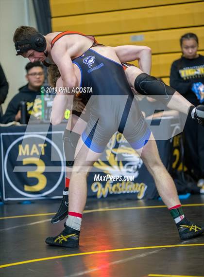 Thumbnail 3 in 24th Sam DeJohn Invitational Tournament photogallery.