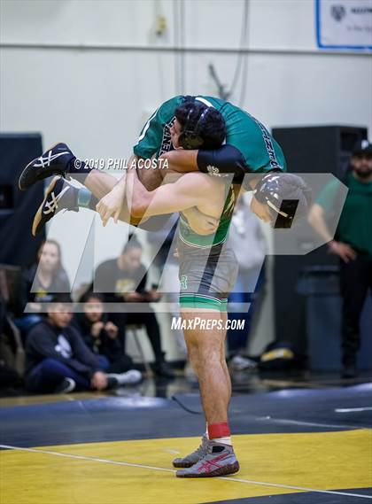 Thumbnail 3 in 24th Sam DeJohn Invitational Tournament photogallery.