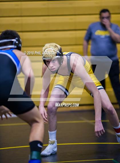 Thumbnail 1 in 24th Sam DeJohn Invitational Tournament photogallery.