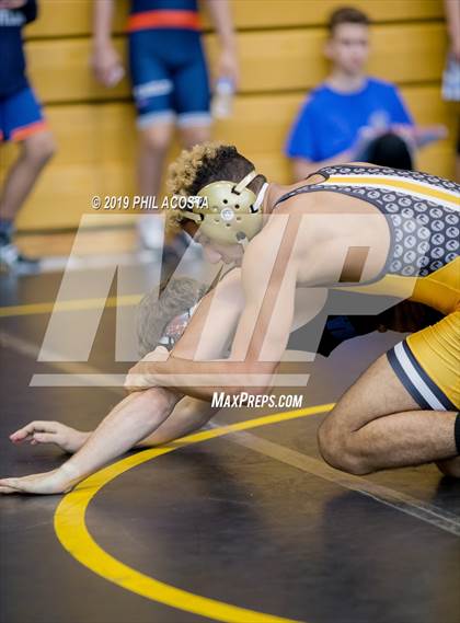 Thumbnail 1 in 24th Sam DeJohn Invitational Tournament photogallery.