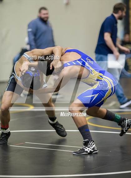 Thumbnail 2 in 24th Sam DeJohn Invitational Tournament photogallery.