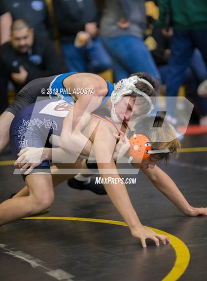 Thumbnail 2 in 24th Sam DeJohn Invitational Tournament photogallery.