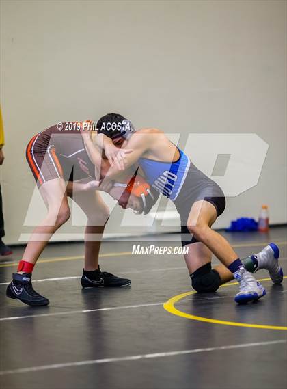 Thumbnail 1 in 24th Sam DeJohn Invitational Tournament photogallery.