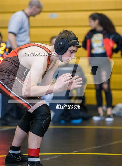 Thumbnail 2 in 24th Sam DeJohn Invitational Tournament photogallery.