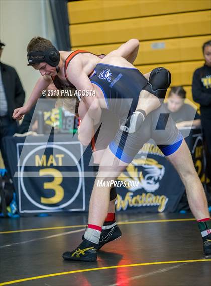 Thumbnail 2 in 24th Sam DeJohn Invitational Tournament photogallery.