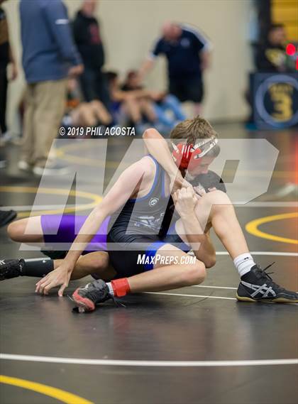 Thumbnail 3 in 24th Sam DeJohn Invitational Tournament photogallery.
