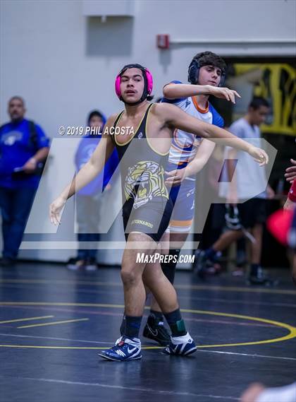 Thumbnail 3 in 24th Sam DeJohn Invitational Tournament photogallery.