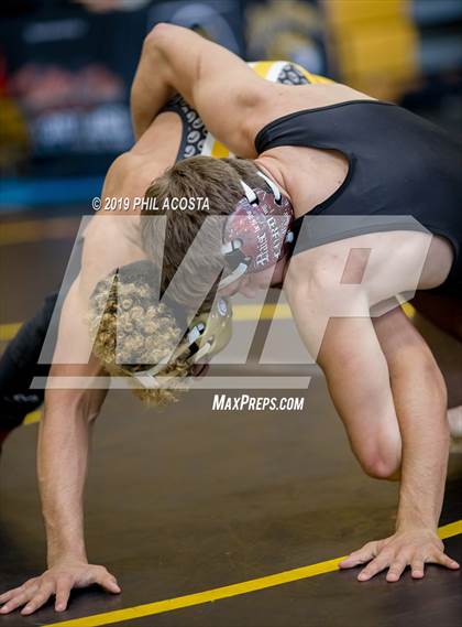 Thumbnail 3 in 24th Sam DeJohn Invitational Tournament photogallery.