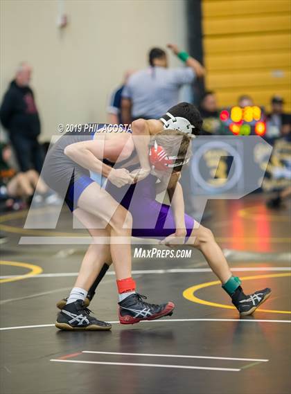 Thumbnail 1 in 24th Sam DeJohn Invitational Tournament photogallery.