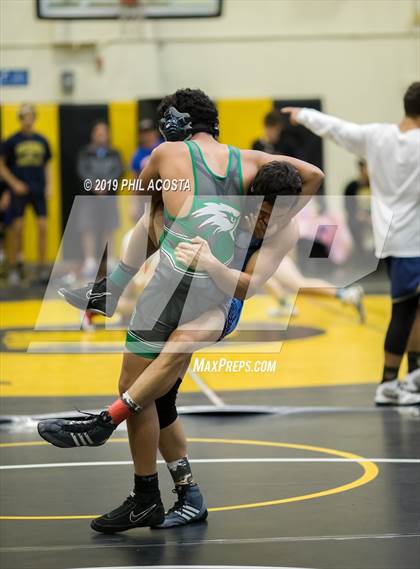 Thumbnail 1 in 24th Sam DeJohn Invitational Tournament photogallery.